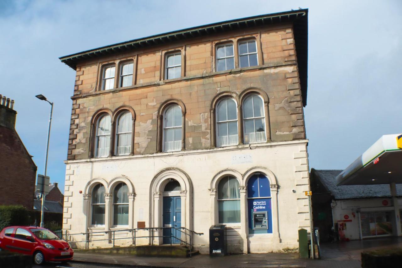 Grand Top Floor Apartment In The Royal Bank House Maybole Exterior photo